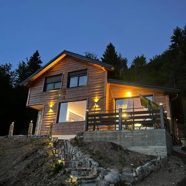 Prokletije Alpine Cottage, хотел в Плав