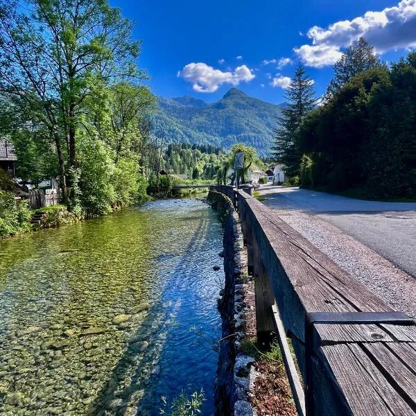 The Yugo House, Hotel in Bohinj