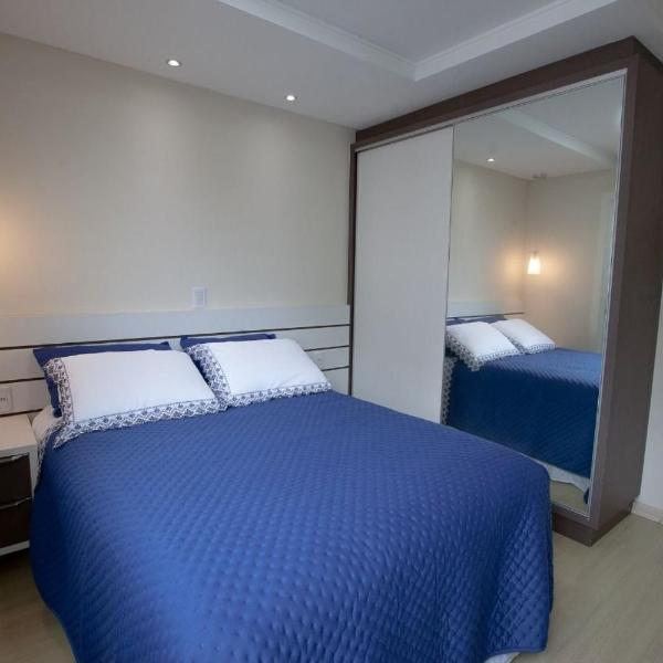 Duplex à beira-mar com piscina e acesso à praia