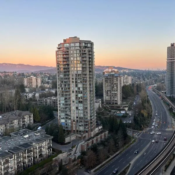 Brentwood Retreat، فندق في برنابي