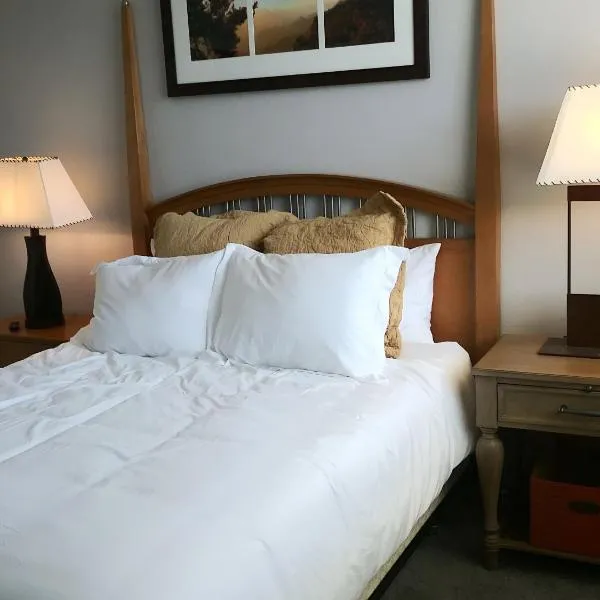 VILLA Verde Surprise Stadium - Resort Living, hotel a Surprise