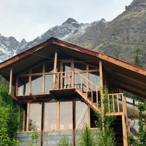 Mysterious Kutla Cottage,Kutla, Tosh, Hotel in Chhorang