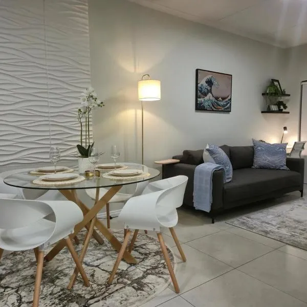 The One Wave - 2 Bed Serenity meets Luxury, hotel in Midrand