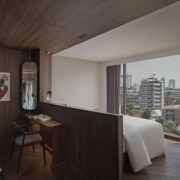 Public House Bangkok, a Member of Design Hotels, hotel v mestu Bangkok