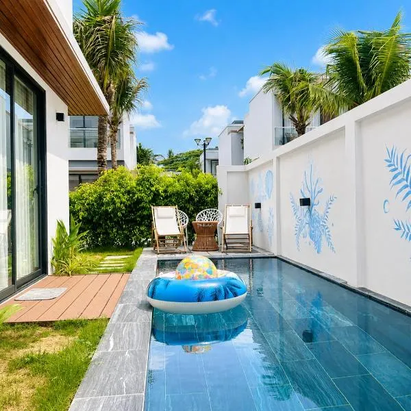 Beachside Private Villas by Sunset Host - Private Pool - Breakfast Included - AP Pick Up, מלון בפוקוק