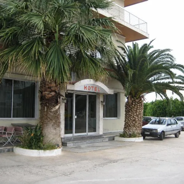 HOTEL ALEXANDROS – hotel w mieście Lutraki