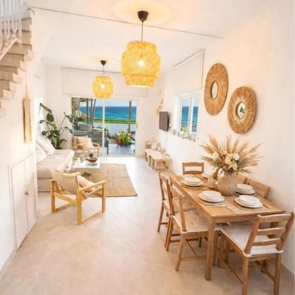 Cozy beach house – hotel w mieście Periwolia