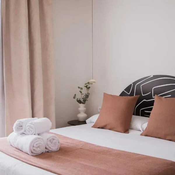 Casa Poeta 112 Adults Only, hotel in Valencia