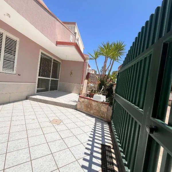 Bella casa da Paola, hotel v mestu Santa Maria Del Focallo