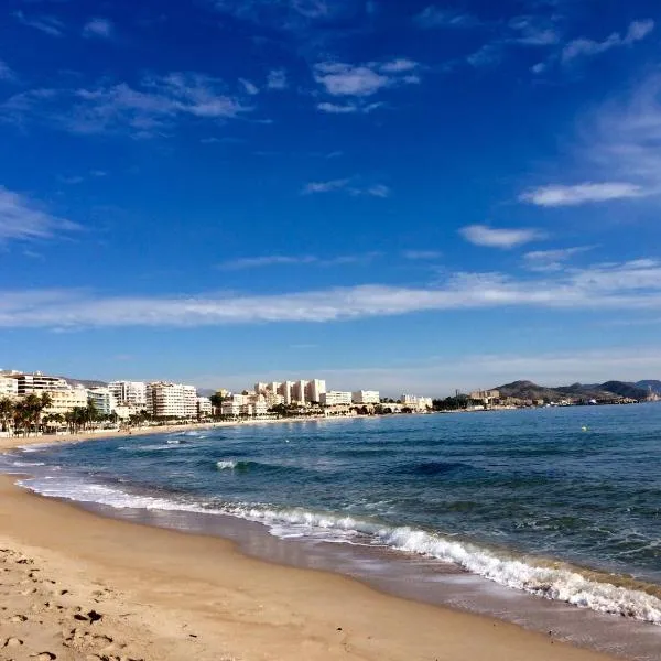 Beach apartment Villajoyosa, hotel em Villajoyosa