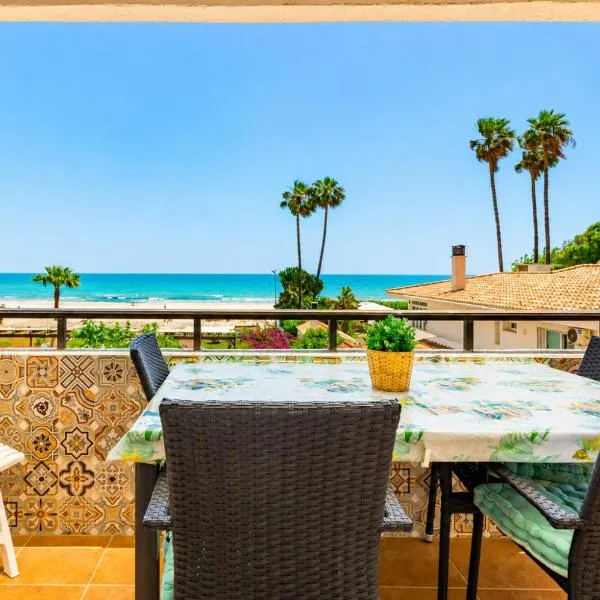 Isola Beachside Apartment – hotel w Walencji