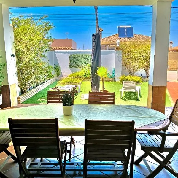 Casa-Chalet Anabel, hotel in El Puerto de Santa María