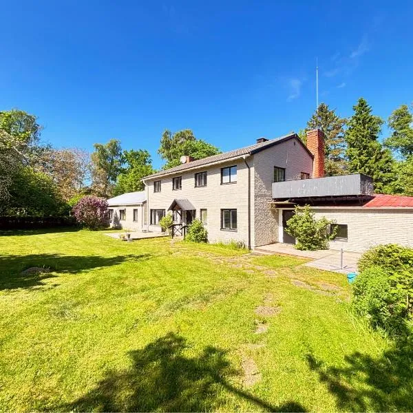 B&B Villa Vila, hotel em Löttorp