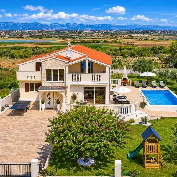 Villa Maslina, hotell i Sikovo