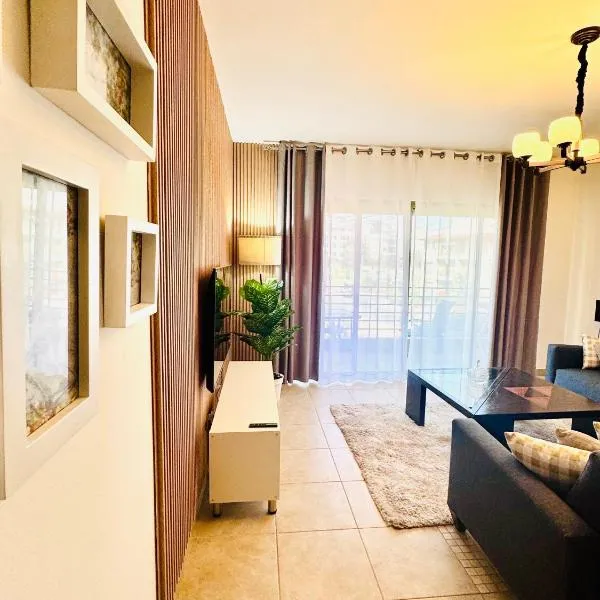 Glow and Grace in Abdoun Best location, hotel en Amán