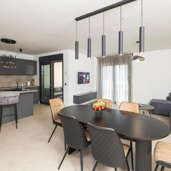 Aura Apartment near the Beach & City Center, hotel in Crikvenica