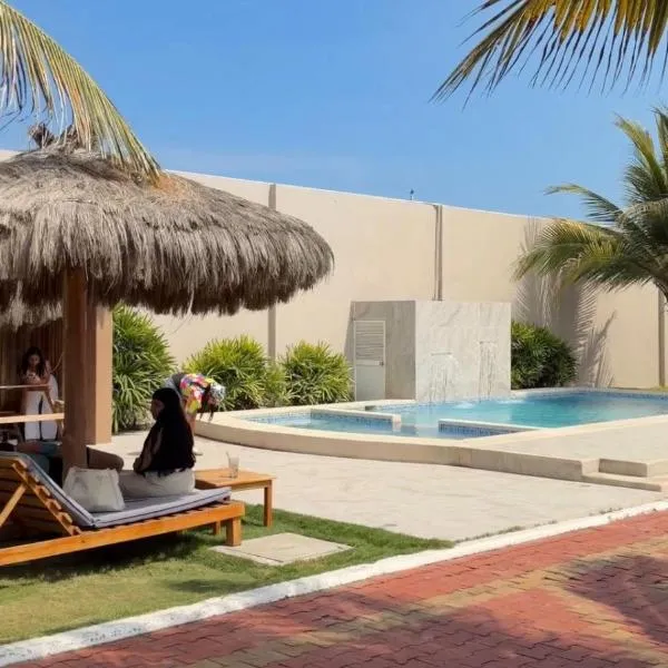 Hotel La Mar Playas: Playas şehrinde bir otel