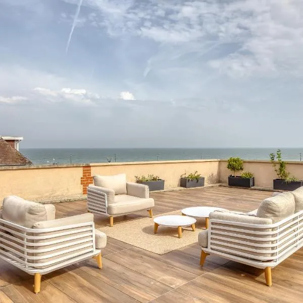 Sea view House with Terrasse in Veules Les Roses, hotel i Veules-les-Roses