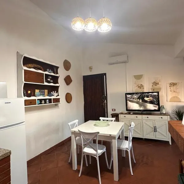 Casetta Marina Residence, hotell sihtkohas Santa Luria