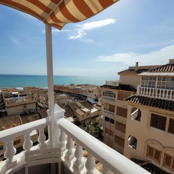Estrella de La Mata - Sea View Apartment، فندق في توريفايجا