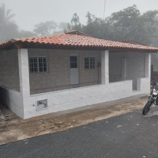 Casa espaçosa na igreja do céu