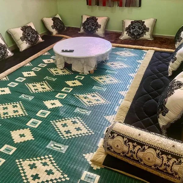 Appartement familial marocain, hotel in Ait Melloul