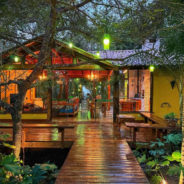 Casa da Árvore: Charme natural próximo ao centro