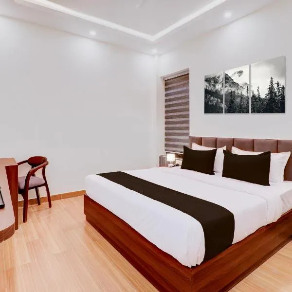 Super Townhouse Oak FRI Dehradun Formerly Hotel EL Portrait, Hotel in Dehradun