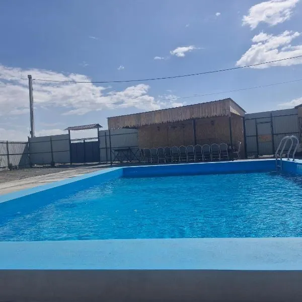 Ejmiatsin To Zvartnots Airport, Hotel in Jerewan