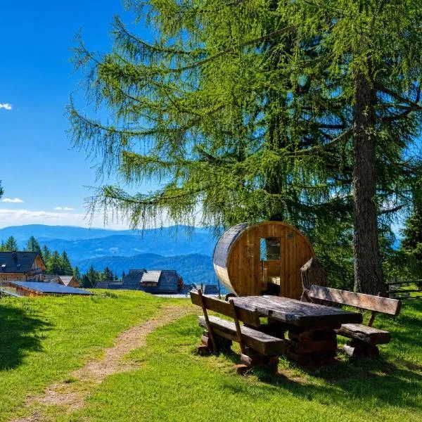 Berglodge Hochrindl - Panoramasauna, Eigengarten, Skipiste & Wandern, hotel in Hochrindl