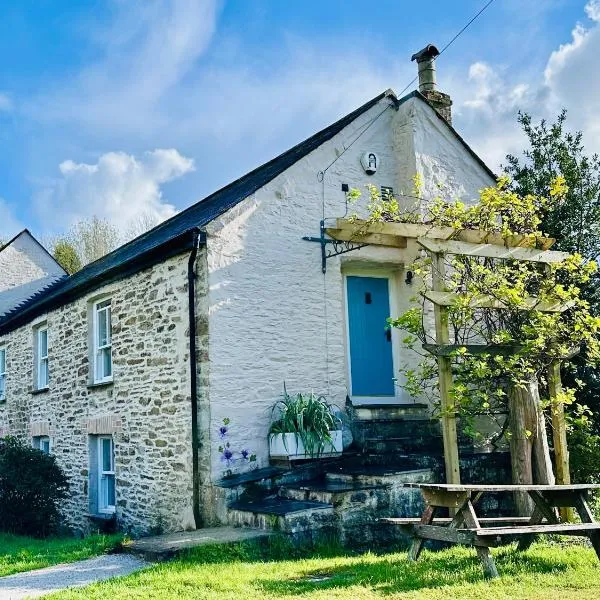 Exceptional retreat near Cornwall Coast, hotel v mestu Tywardreath