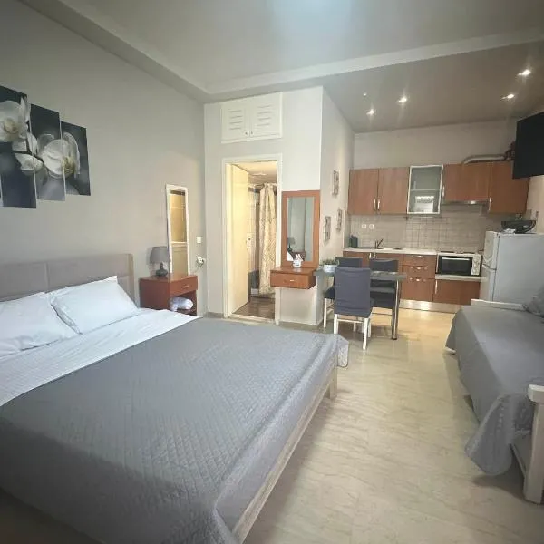 Angeligue Studio with Balcony, hotel in Ýpsos