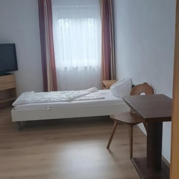 Komfort-Apartments & Gästezimmer, hotel en Oberlungitz
