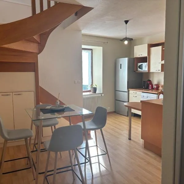 Appartement - Baume-les-Dames, hotel v destinácii Baume-les-Dames