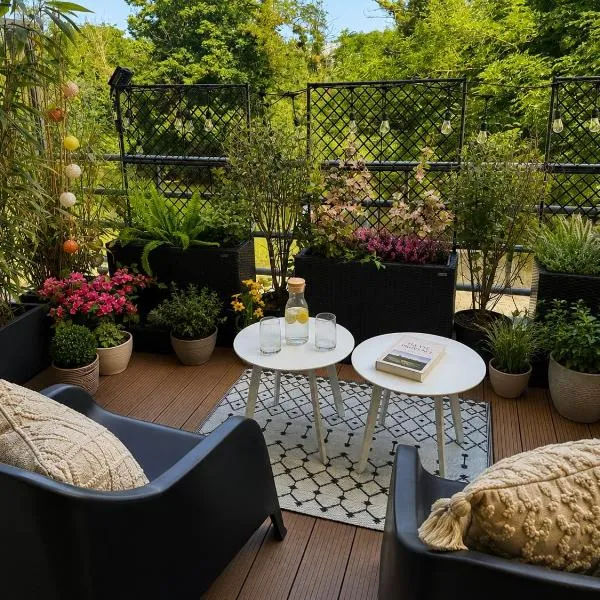 Petit Cocon des Rives Proche Stanislas-terrasse & parking gratuit – hotel w Nancy