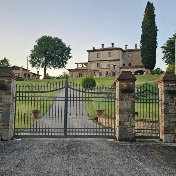 Poggio Cortese, hotel a Todi