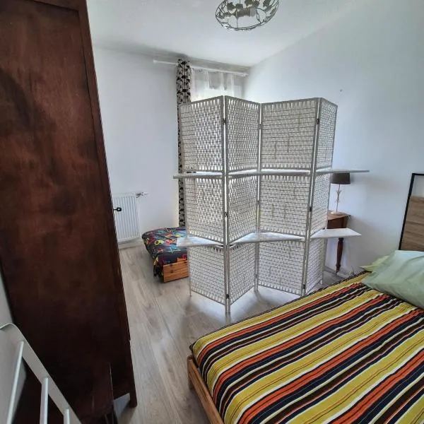 Logement complet pour 4 - proche gare، فندق في بوردو
