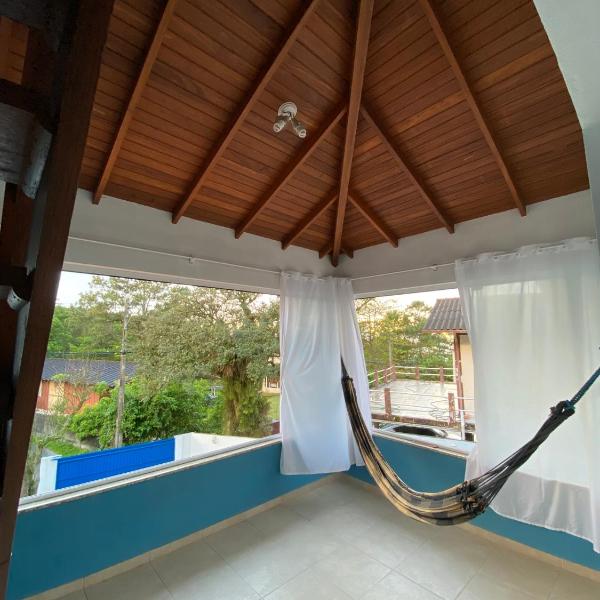 Casa Mar Alto, casa compartilhada com vibe de hostel a poucos passos da Praia Morro das Pedras em Florianópolis - Foto 4
