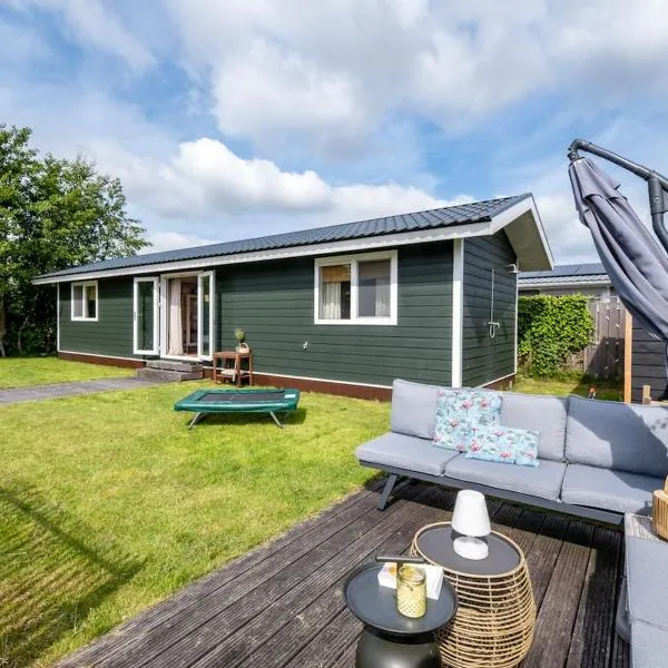 Charming chalet on the Vinkeveense Plassen, hótel í Vinkeveen