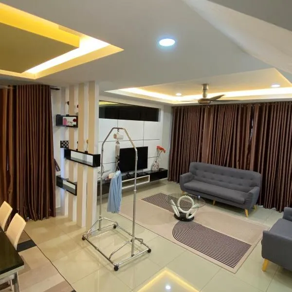 Semi-D homestay Helena with swimming pool – hotel w Malakce