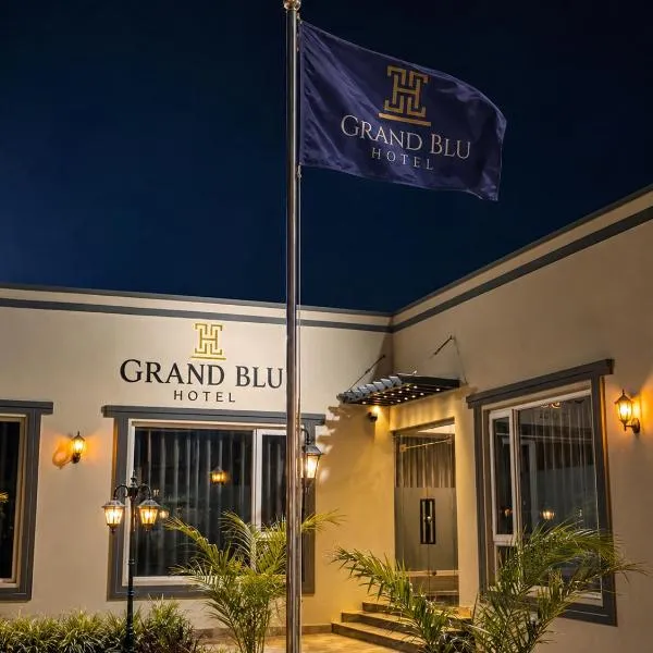 Grand Blu Hotel, hotel en Hyderabad