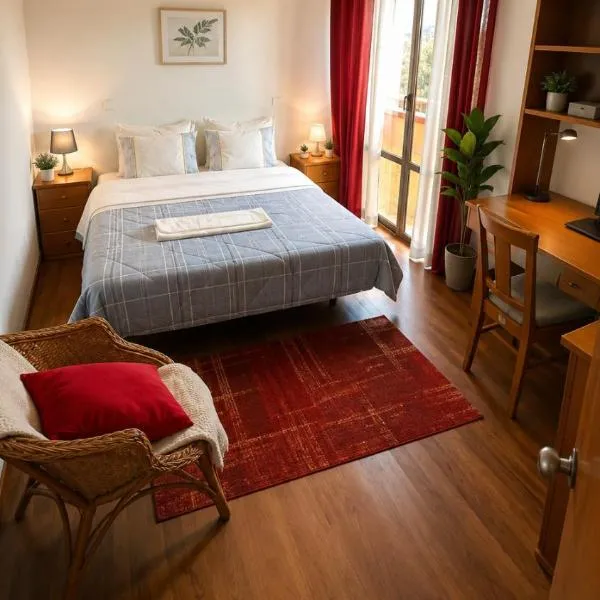 Sweets Suites Espinho, hotel u gradu Espinjo