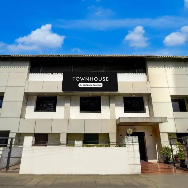 Super Townhouse Willingdon Island Formerly Maruthi Tourist Home, hotel in Cochin