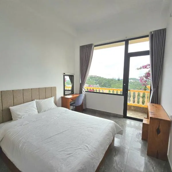 Bee Hill Hotel, hotel i Ấp Xuân An