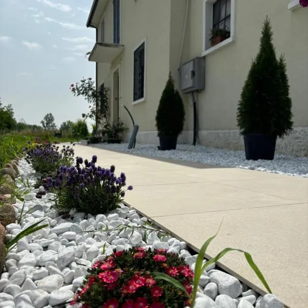 Vigne Del Garda, hotel in Villafranca di Verona