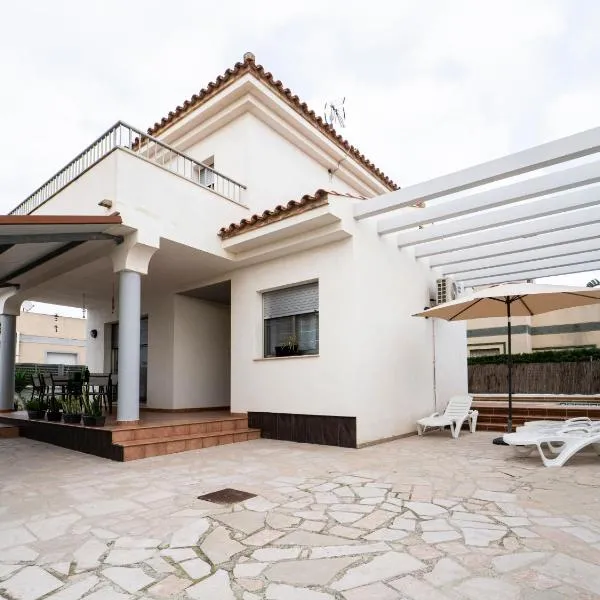 Villa Joan, Hotel in Riumar