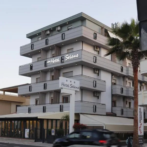Hotel Ristorante Selene, отель в Альба-Адриатика