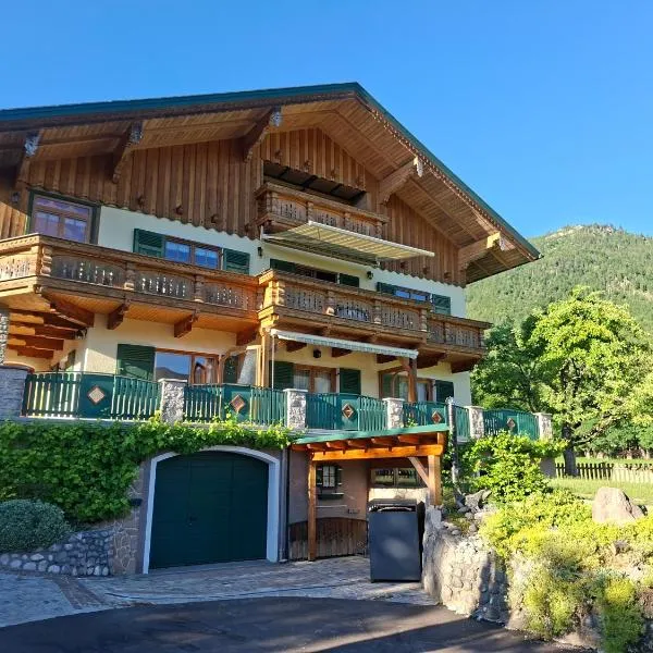 Haus Hillbrand, hotel em Russbach