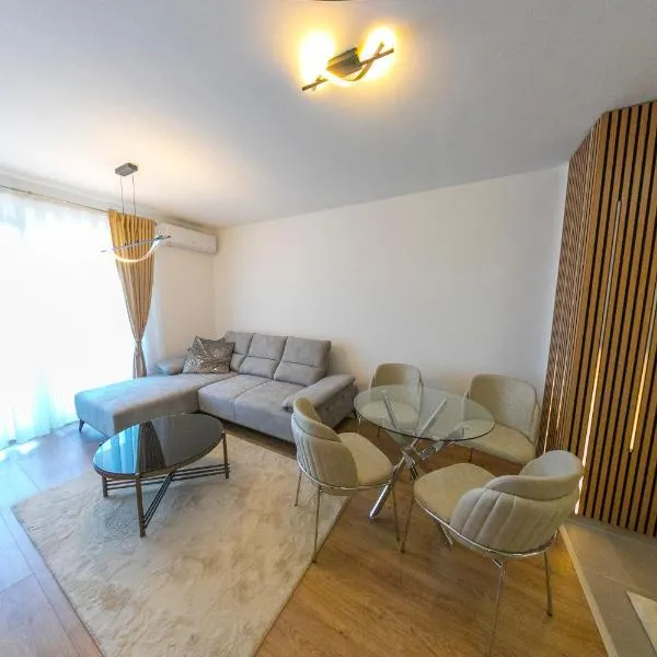 Apartman A&E、ビハチのホテル