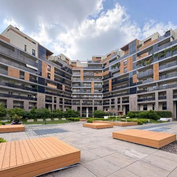 Free Parking - Artstay Monumentale Suite with Gym, готель у Мілані